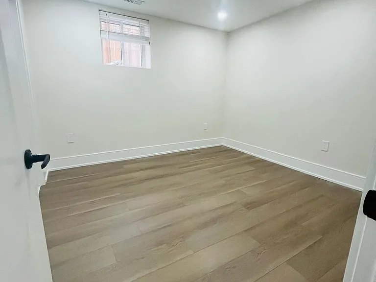 28 Fishlock St — Photo 3