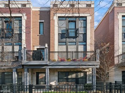 3435 N Whipple Ave, Chicago, IL, 60618