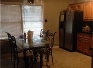 607 Burke Rd, Pasadena, TX 77506