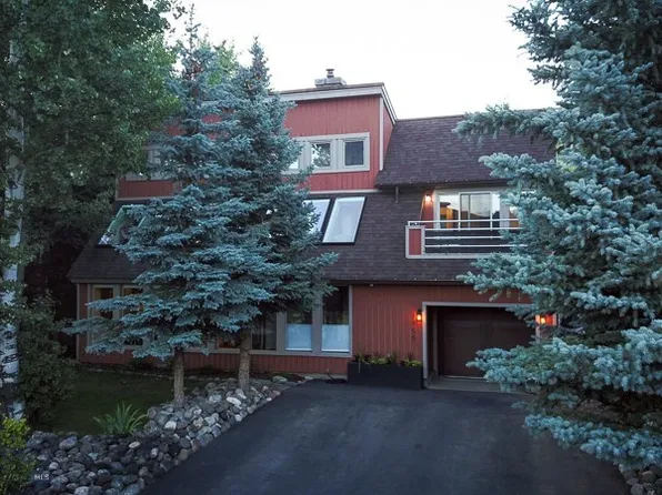 2755 Little Coyote Rd, Big Sky, MT 59716