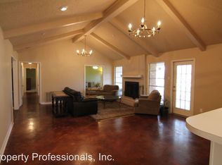 402 Oakwood Blvd, New Braunfels, TX 78130