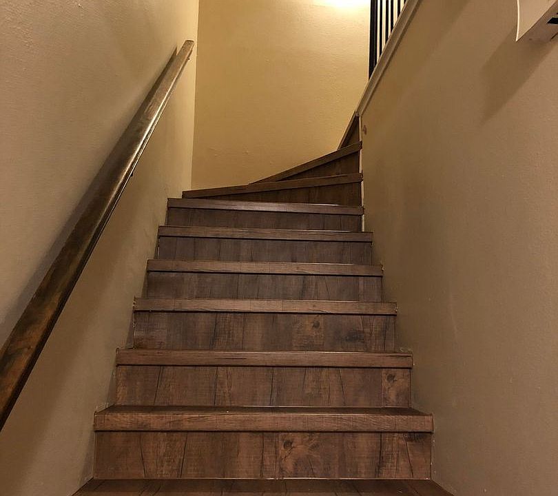 1st image of 607 Sherwood Dr APT C