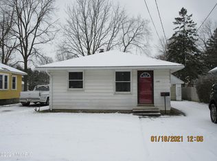 1029 Ira Ave, Kalamazoo, MI 49048