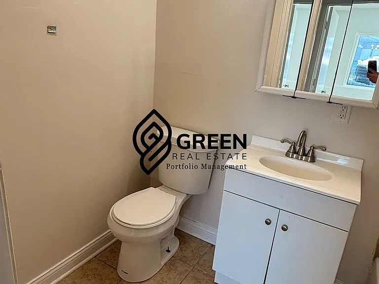 280 Tedmark Ct — Photo 5