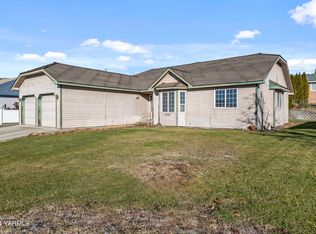 4961 N Sky Vista Ave, Yakima, WA