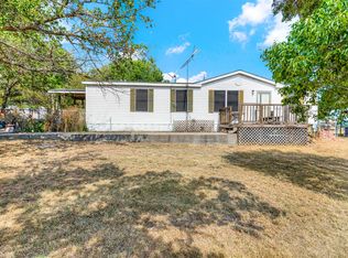215 Classic Ct, Springtown, TX 76082