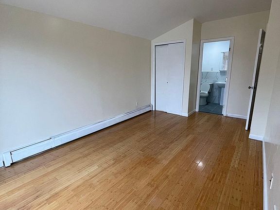 5th image of 13416 58th Ave Floor 3