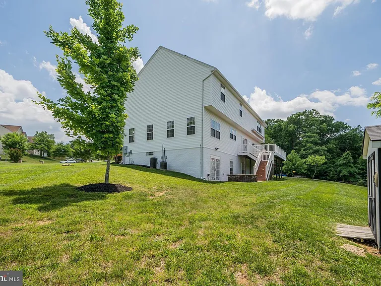 1401 Windjammer Ct — Photo 4