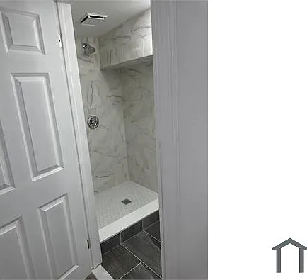 5545 Harmer St — Photo 7