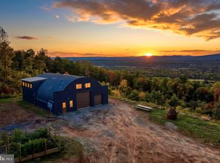 5718 Bull Rd, Dover, PA 17315
