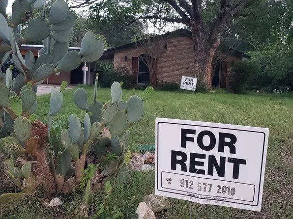 4706B Sagebrush Cir, Austin, TX 78745