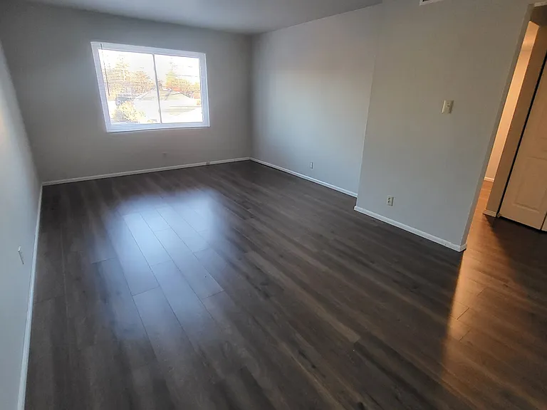 575 S Alma Ave #2 — Photo 9