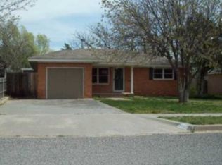 2222 Mary Ellen St, Pampa, TX 79065