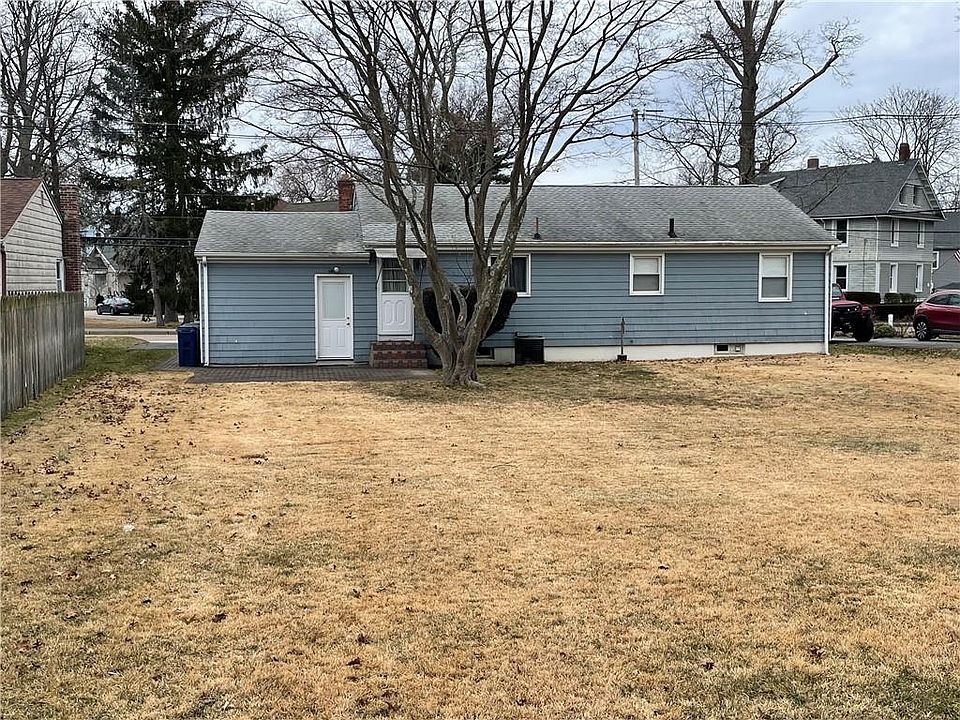 188 Fair St, Warwick, RI 02888 Zillow