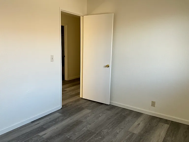 5 Baywind Ct — Photo 12