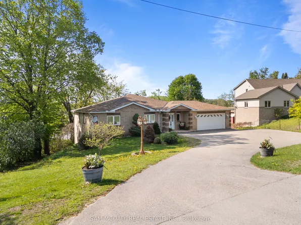 84 Maryland Dr, Selwyn, ON K9J 0C5