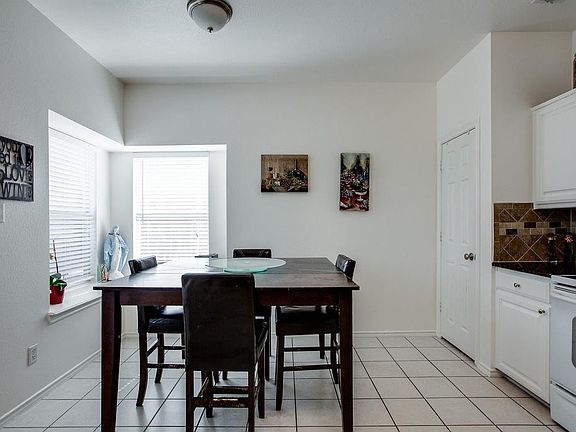 5th image of 1221 Buehler Ct
