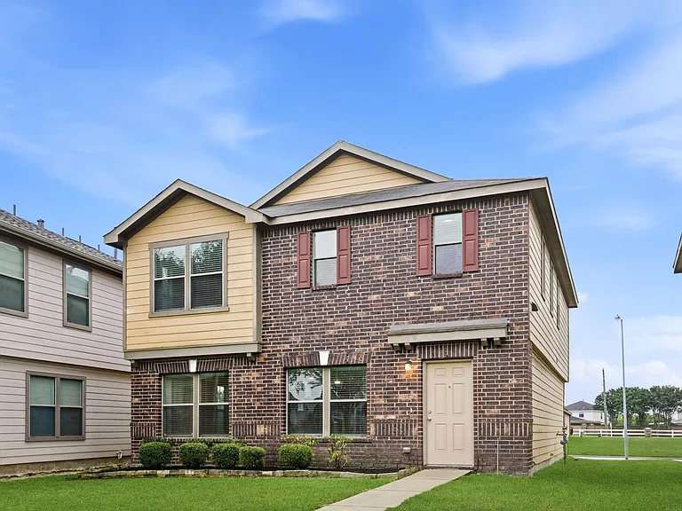 1230 Grassy View Dr — Photo 4