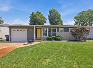 1045 Florland Dr, Florissant, MO 63031