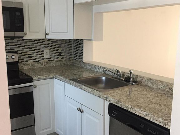 3rd image of 158 San Juan Cir #158