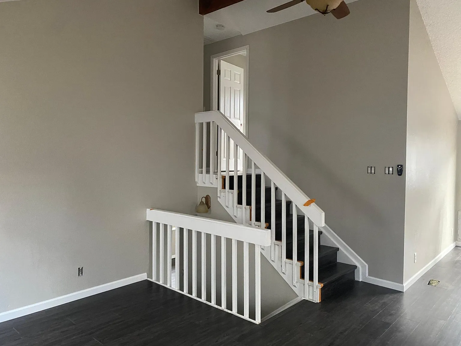2808 Troxell Ave — Photo 4
