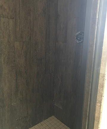 5th image of 502 Collins Dock Cir