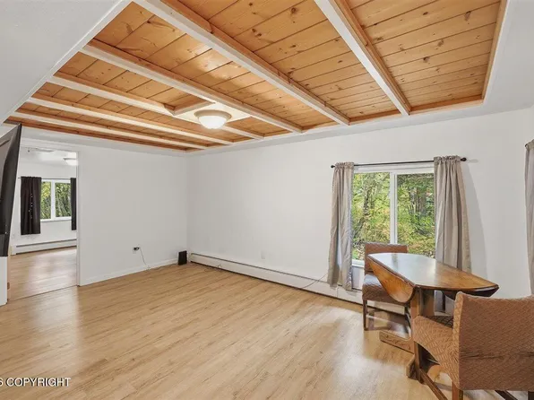 1551 W Lake Lucille Dr, Wasilla, AK 99654