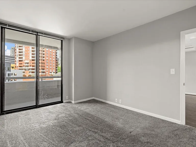 3481 Lakeside Dr NE #1007 — Photo 25