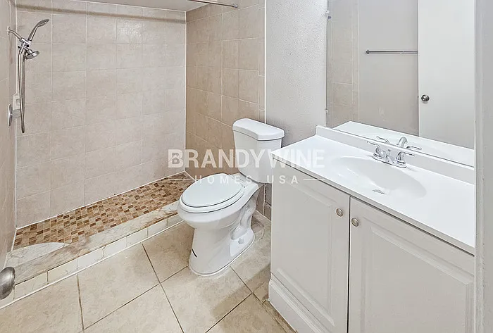 28305 International Ct — Photo 24