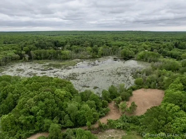 18 Fox Run Lane, Killingworth, CT 06419