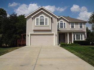 1105 Pebble Beach Dr, Lansing, KS 66043