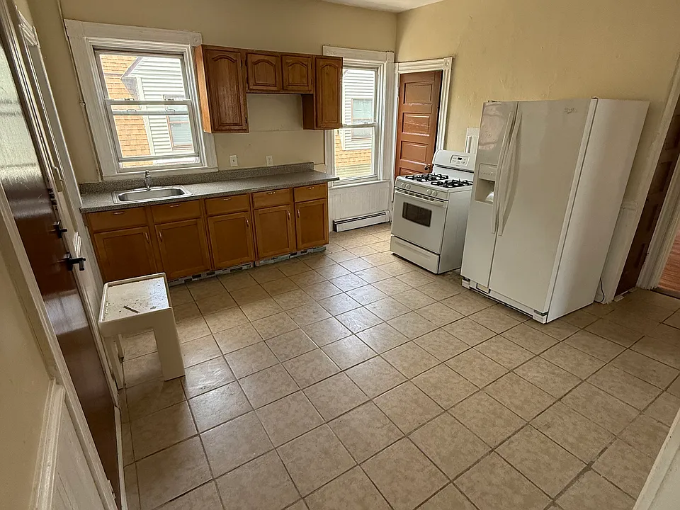 284-286 Massachusetts Ave #2