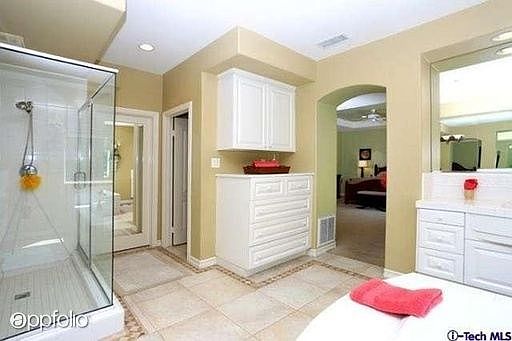 2nd image of 3517 Castleman Ln