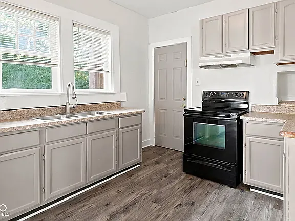 3555 Evergreen Ave #3555 — Photo 8