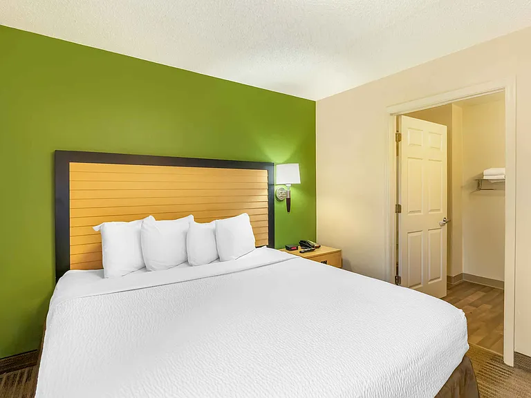 Studio Suite - 1 King Bed