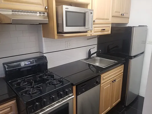 Rented by Punia & Marx Inc. | media 1