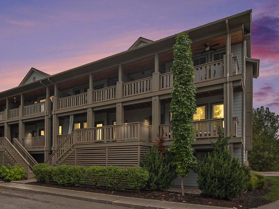 1st image of 2005 Celadon Dr NE Suite 24