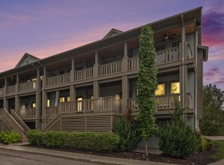 2005 Celadon Dr NE SUITE 24, Grand Rapids, MI 49525