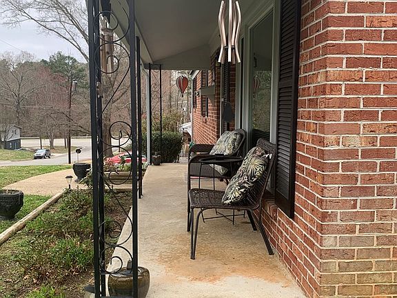 2nd image of 508 Greenway Dr