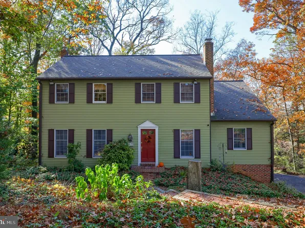 3080 Lyndana Dr, Lancaster, PA 17601