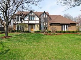 8562 Clynderven Rd, Burr Ridge, IL 60527