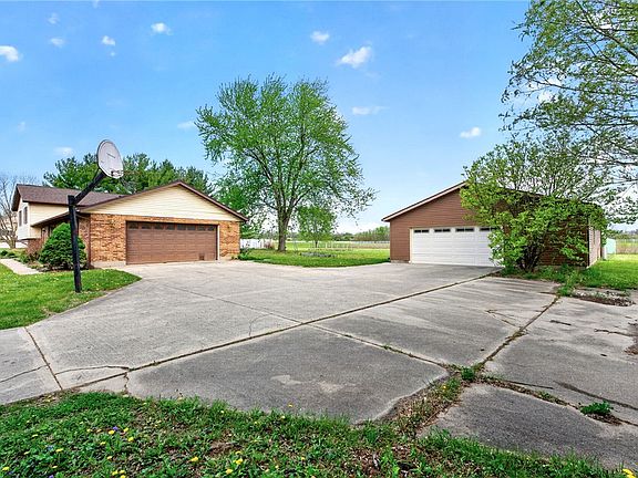 5th image of 9367 Artz Rd