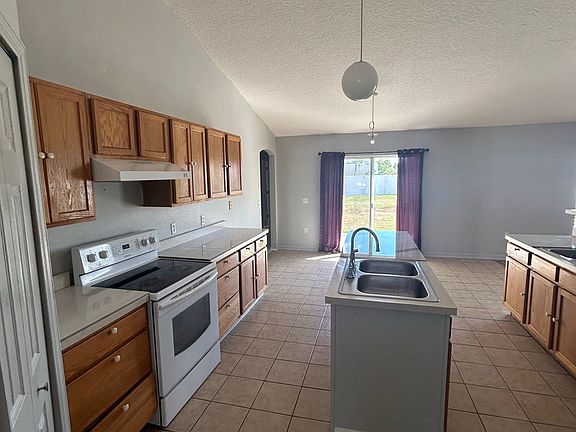 4th image of 6031 Sunset Vista Dr