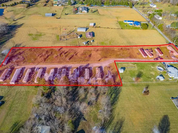 864 Anderson Ln, Cookeville, TN 38501