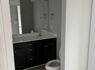 3829 E Vancroft Cir #4, Winterville, NC 28590