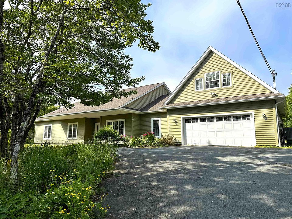 1st image of 103 Sussex Dr