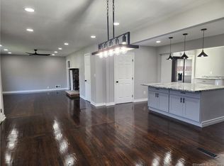 29 Fergone Rd, Danbury, CT 06811