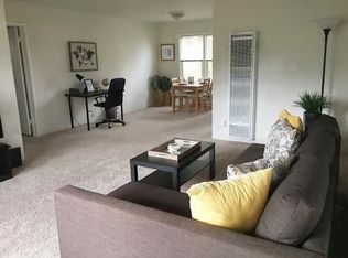 922 Oak Ln, Menlo Park, CA 94025