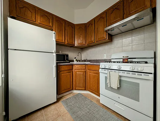 Rented by MySpaceNYC | media 3