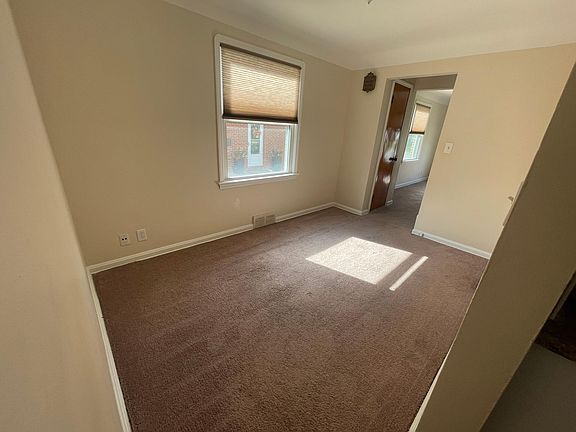 4th image of 7435 Pearl Rd #7435